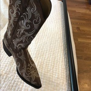 Stetson leather cowboy boots embroidered